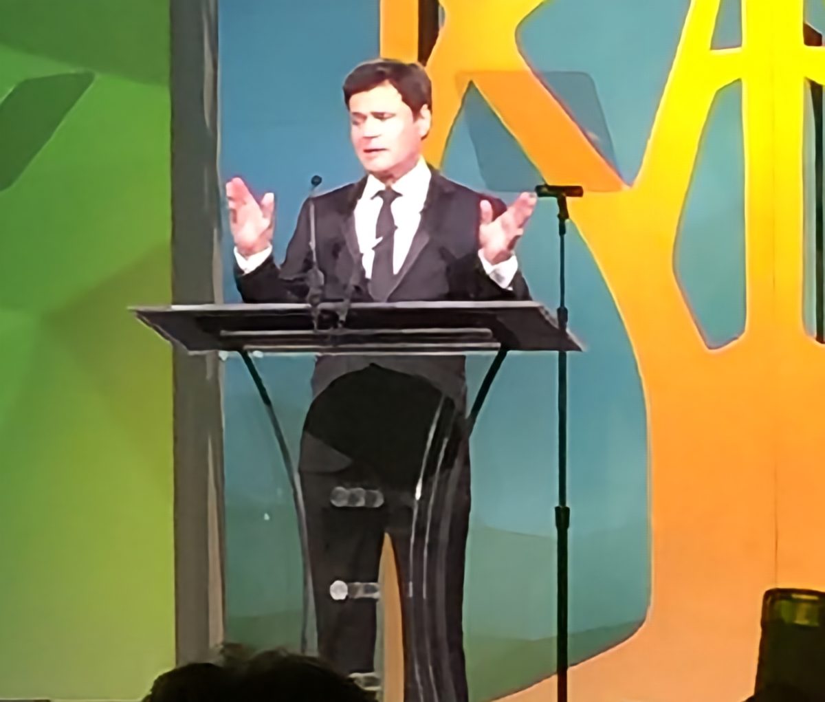 Donny Osmond hosting the ARTS Award